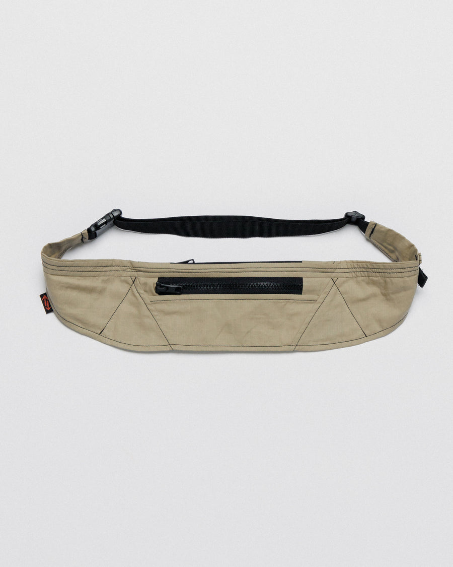 Outnback Running Strap in stone, front flat view